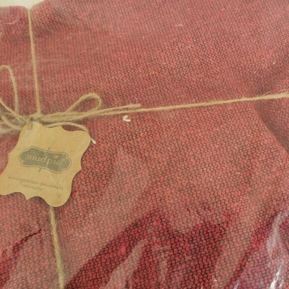 Country Chic Solid Red Table Runner with Tassels by Mud Pie 18" x 90"  NWT - Picture 11 of 12